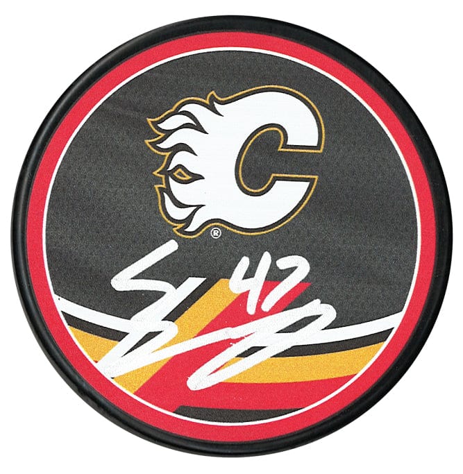 Connor Zary Autographed Calgary Flames Reverse Retro 2.0 Puck CoJo Sport Collectables Inc.