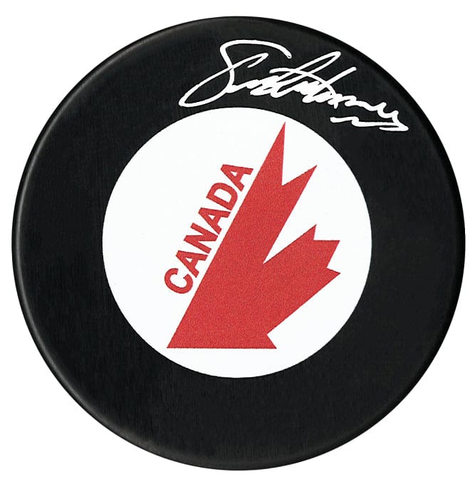 Eric Lindros Autographed Canada Cup Puck CoJo Sport Collectables Inc.