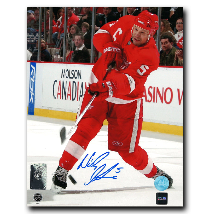 Nicklas Lidstrom Detroit Red Wings Autographed Shooting 8x10 Photo CoJo Sport Collectables