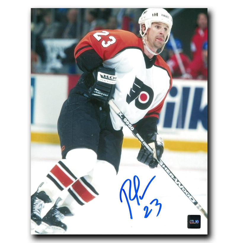 Petr Svoboda Philadelphia Flyers Autographed Turning 8x10 Photo CoJo Sport Collectables Inc.