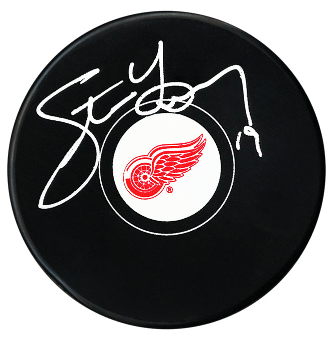 Steve Yzerman Autographed Detroit Red Wings Puck (Small Logo) CoJo Sport Collectables Inc.