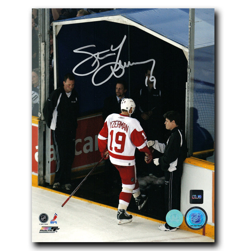 Steve Yzerman Detroit Red Wings Autographed Last Step 8x10 Photo CoJo Sport Collectables Inc.