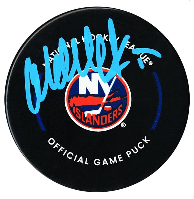 Wendel Clark Autographed New York Islanders Official Puck CoJo Sport Collectables Inc.