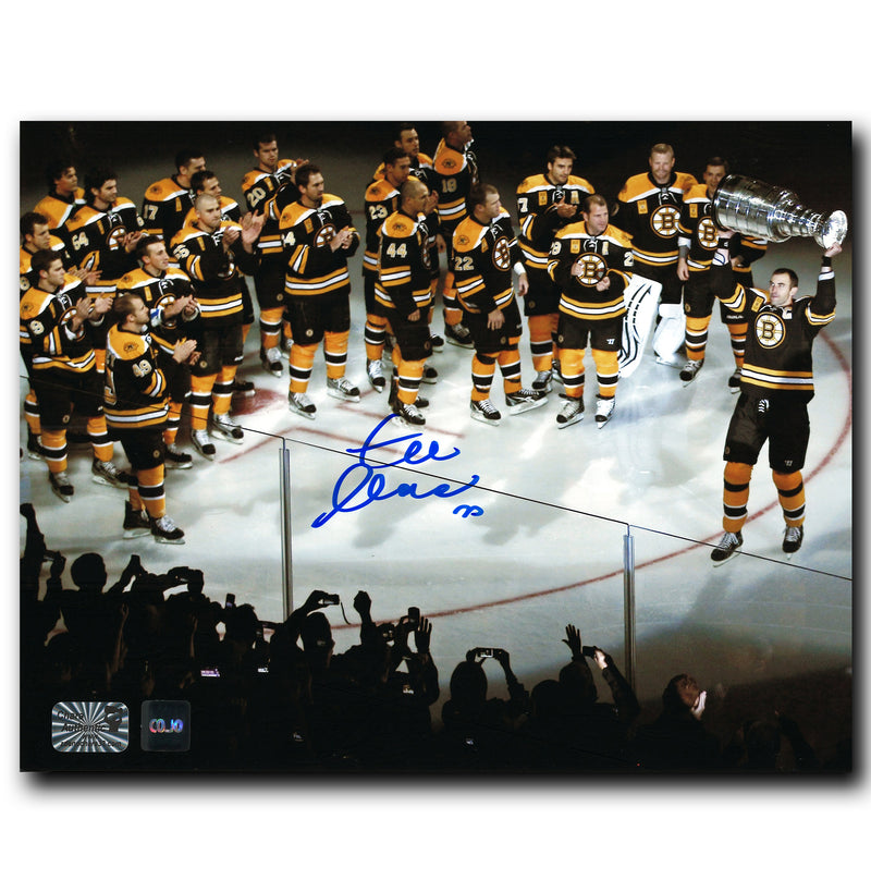 Zdeno Chara Boston Bruins Autographed Cup Celebration 8x10 Photo