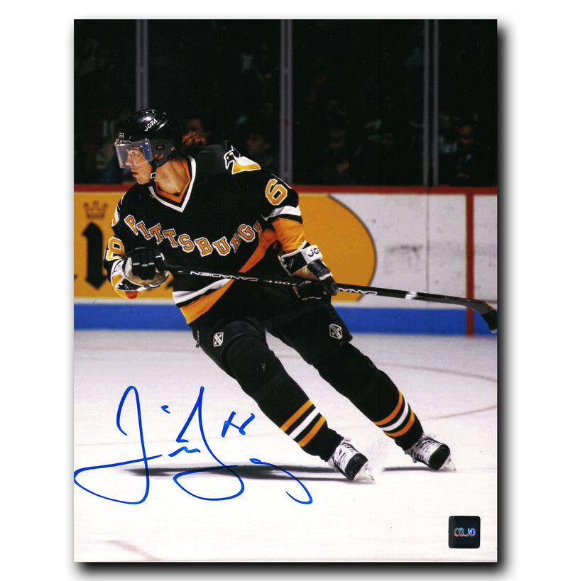 Jaromir Jagr Pittsburgh Penguins Autographed Turning 8x10 Photo CoJo Sport Collectables
