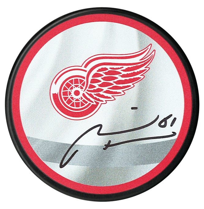 Marian Hossa Autographed Detroit Red Wings Reverse Retro Puck CoJo Sport Collectables Inc.